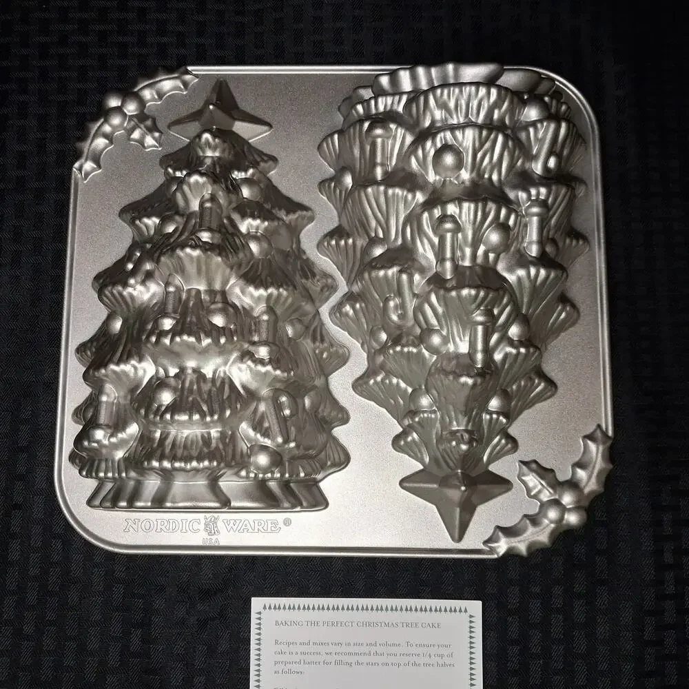 Nordic Ware Cast Aluminum Holiday Christmas Tree Double 9 Cup 3D Cake Pan Mold